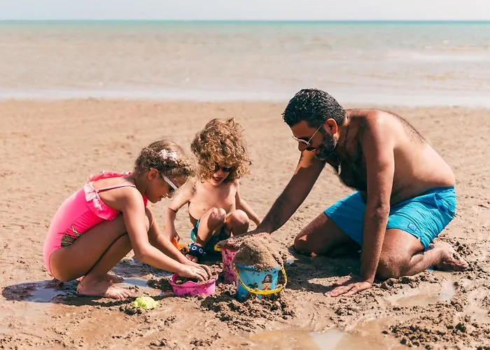Mangroovy El Gouna - Grovin Apart Otel *