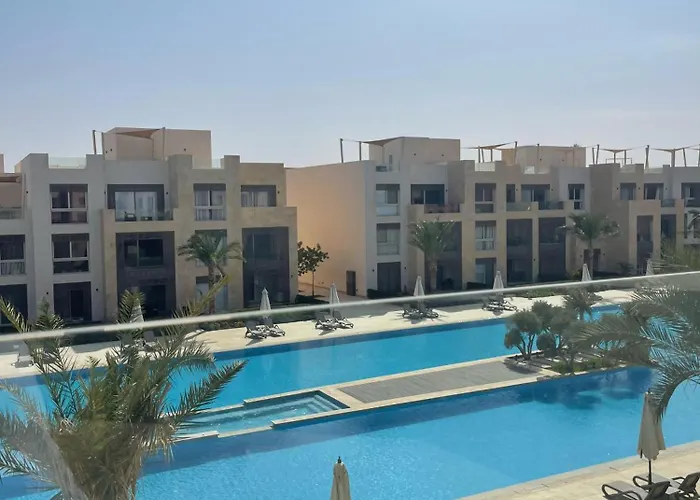 Mangroovy El Gouna - Grovin Apart Otel