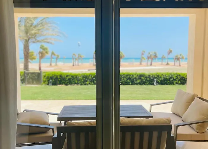 Mangroovy El Gouna - Grovin Apart Otel